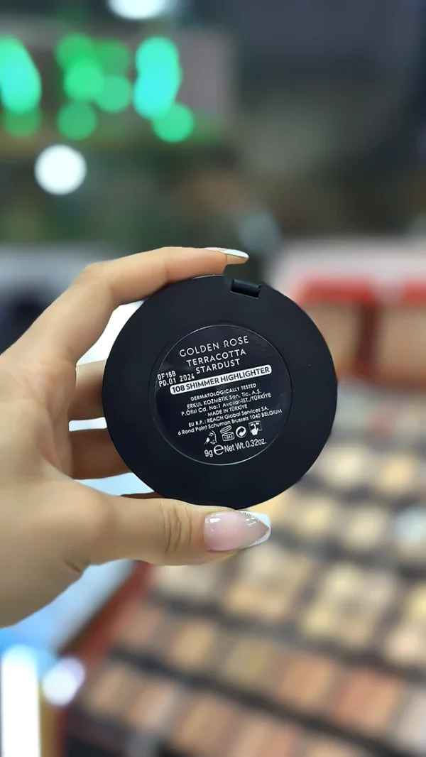 رژگونه گلدن رز مدل تراکوتا استارداست شماره 108 حجم ۸ گرم