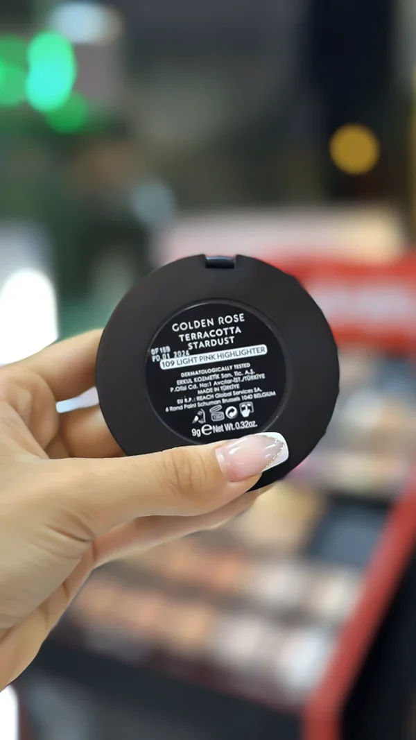 رژگونه گلدن رز مدل تراکوتا استارداست شماره 109 حجم ۸ گرم