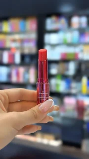 لیپ بالم تندد لب گلدن رز GLOW KISS شماره 02 رنگ توتفرنگی با SPF 15