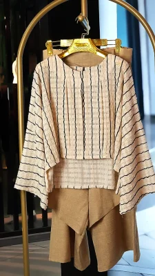 ست کراپ و شلوار زنانه با پارچه پلیسه ترک مناسب سایز 38 تا 48