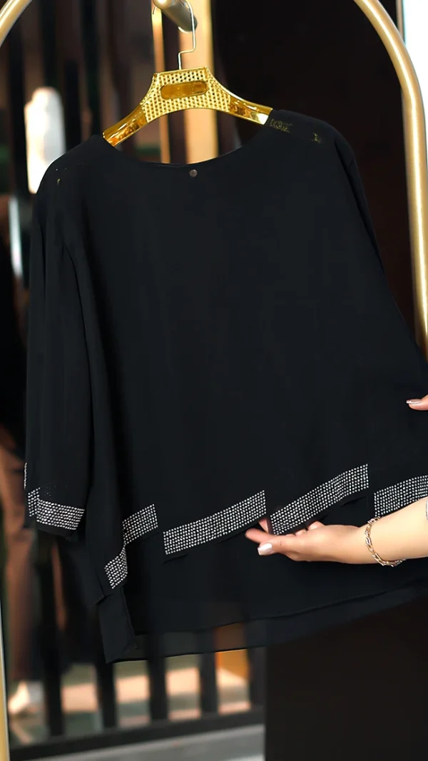 شومیز مشکی دو تکه زنانه از حریر نگینی سبک با تاپ زیر و طراحی مجلسی شیک