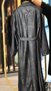 مانتو مجلسی زنانه با یقه آرشال و تزئینات سردوزی، پارچه لطیف و شیک، سایز ۳۸ تا ۴۶