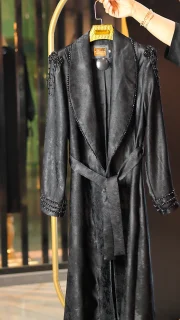 مانتو مجلسی زنانه با یقه آرشال و تزئینات سردوزی، پارچه لطیف و شیک، سایز ۳۸ تا ۴۶