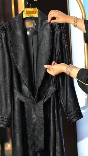 مانتو مجلسی زنانه با یقه آرشال و تزئینات سردوزی، پارچه لطیف و شیک، سایز ۳۸ تا ۴۶