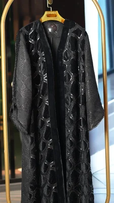 مانتو مجلسی ژاکارد جلو گیپور با آستین کارشده، پارچه ترک با کیفیت، سایز ۴۲ تا ۵۰