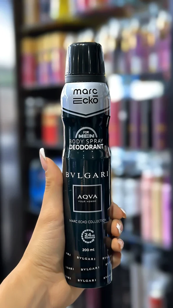 اسپری خوشبو کننده بدن مارک اکو رایحه بولگاری آکوآ مردانه - نمای جلو اسپری خوشبو کننده بدن مردانه مارک اکو رایحه بولگاری آکوآ