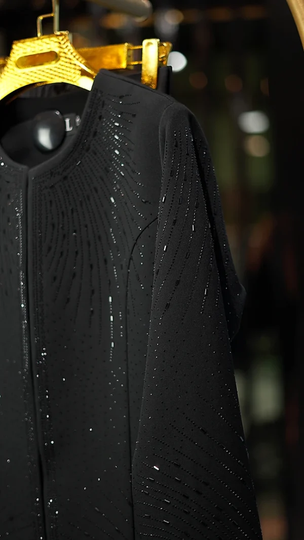 ست کت و شلوار زنانه ترک نگین‌دار با پارچه مازراتی و شلوار دمپا