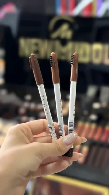 مداد ابرو آی فیس شماره E-07 با بافت نرم و ماندگاری بالا