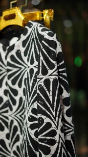 ست کت شلوار کراپ زنانه پولکی لینن سبک فری‌سایز