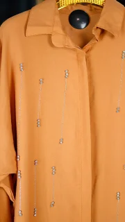 شومیز جلو نگین زنانه کرسپو رنگ خردلی فری سایز 38 تا 46