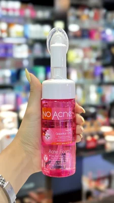 ژل اسکراب لایه‌بردار نو آکنه مدل Acne Solution مناسب پوست چرب و جوش‌دار حجم 235 میلی لیتر