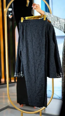 کت و شلوار گیپور زنانه مجلسی با جواهر دوزی و آسترکشی کامل سایز 38 تا 48