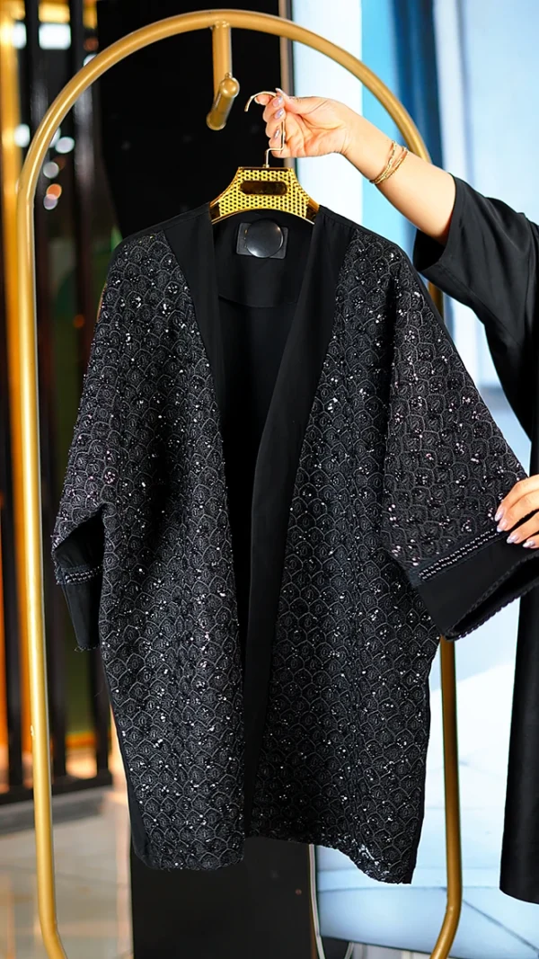 مانتو زنانه آستین کیمونو گیپور کارشده با مرواریددوزی فری سایز 38 تا 48