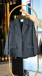 کت و شلوار مجلسی نگین‌دار سوپر بگ یقه انگلیسی