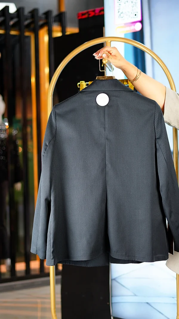 کت و شلوار مجلسی نگین‌دار سوپر بگ یقه انگلیسی